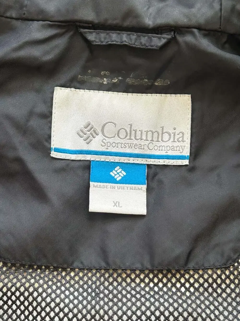 Columbia Women's Arcadia II Omni-Tech Waterproof Hooded Rain Jacket Black Size X